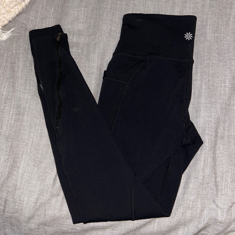 ATHLETA: high waisted leggings with pockets